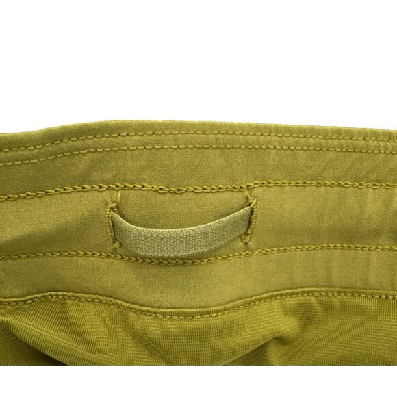 LULULEMON W7AGUR Meadow 4 Way Stretch Lightweight Hotty Hot Shorts 6 RUN - Picture 4 of 8